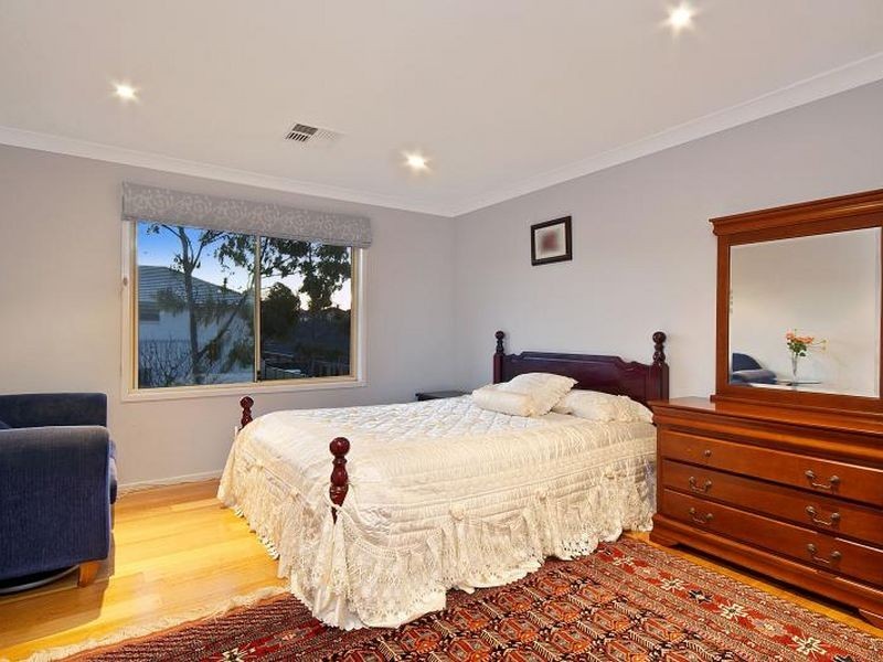 36 Ashtead Parade, Stanhope Gardens NSW 2768