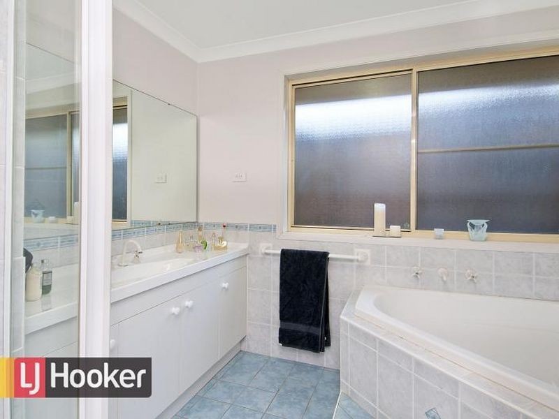 5 Leyburn Street, Stanhope Gardens NSW 2768