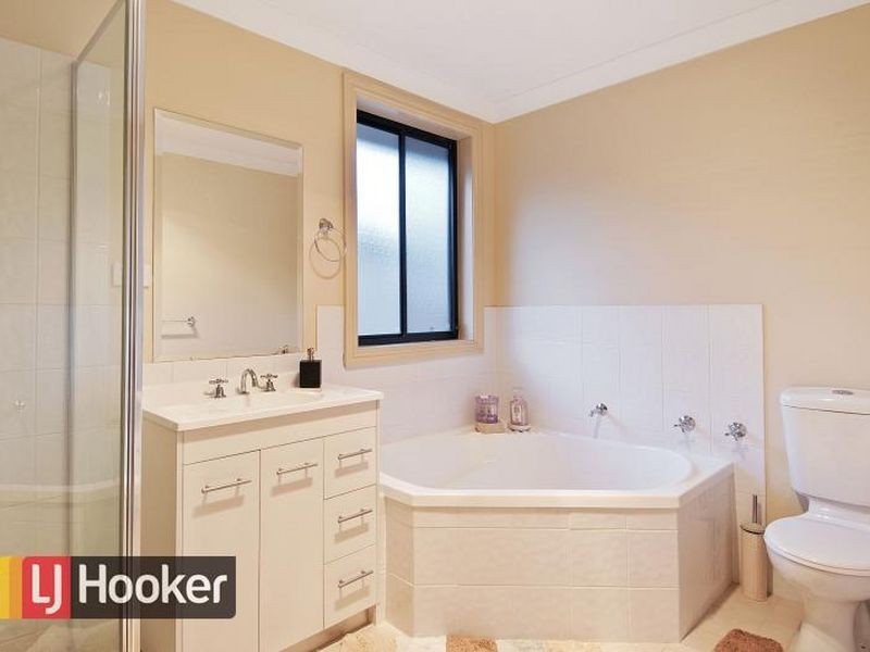 51 Bonaccordo Road, Quakers Hill NSW 2763
