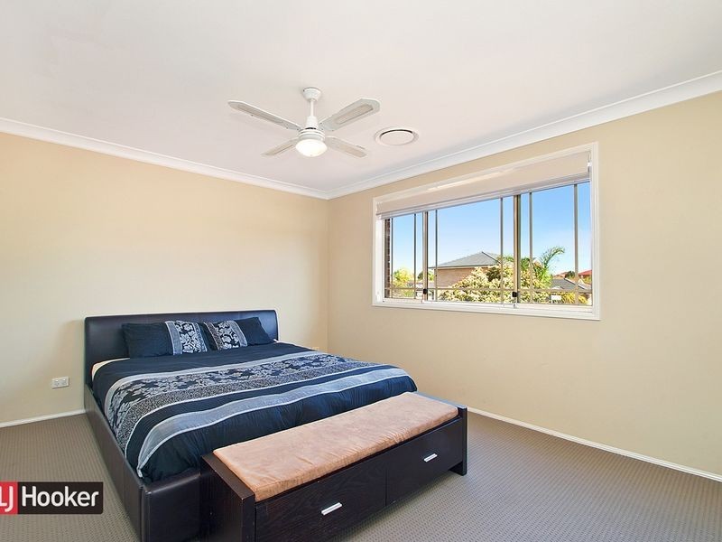 8 Bangalow Place, Stanhope Gardens NSW 2768