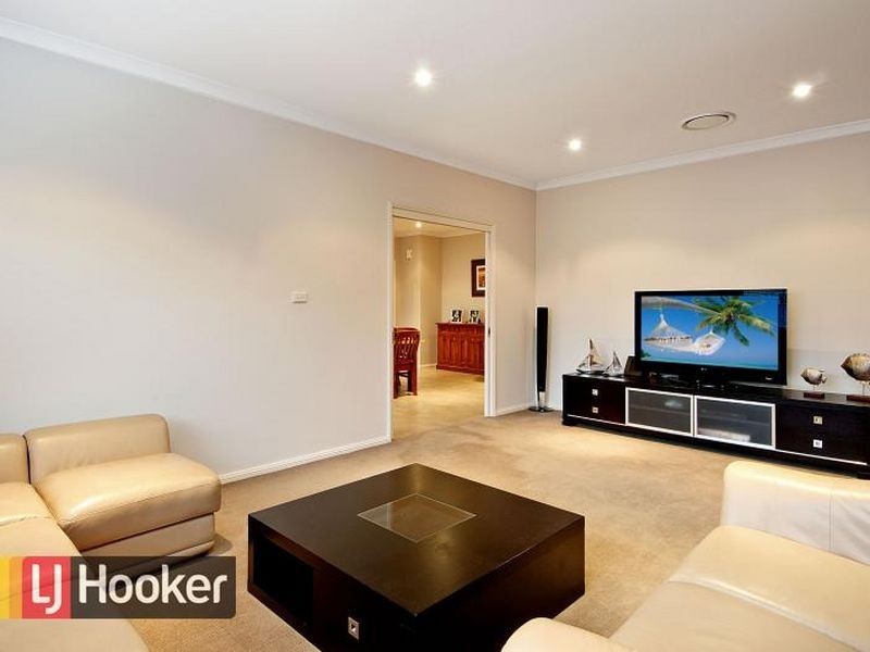 13 Rainford Street, Stanhope Gardens NSW 2768