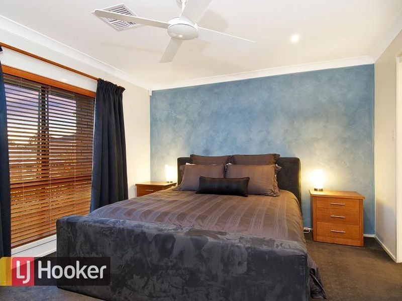 8 Watford Drive, Stanhope Gardens NSW 2768