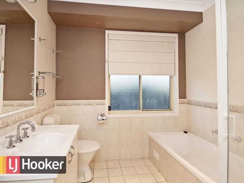 40 Butia Way, Stanhope Gardens NSW 2768