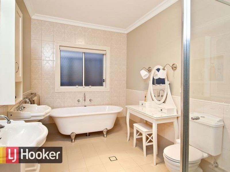 20 Henfield Street, Stanhope Gardens NSW 2768