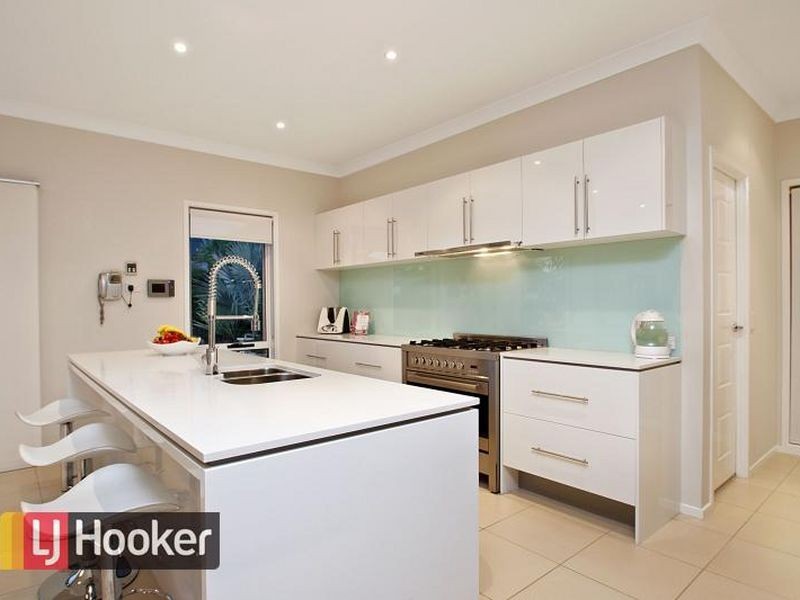 31 Palace Street, Stanhope Gardens NSW 2768