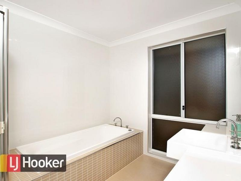 31 Palace Street, Stanhope Gardens NSW 2768