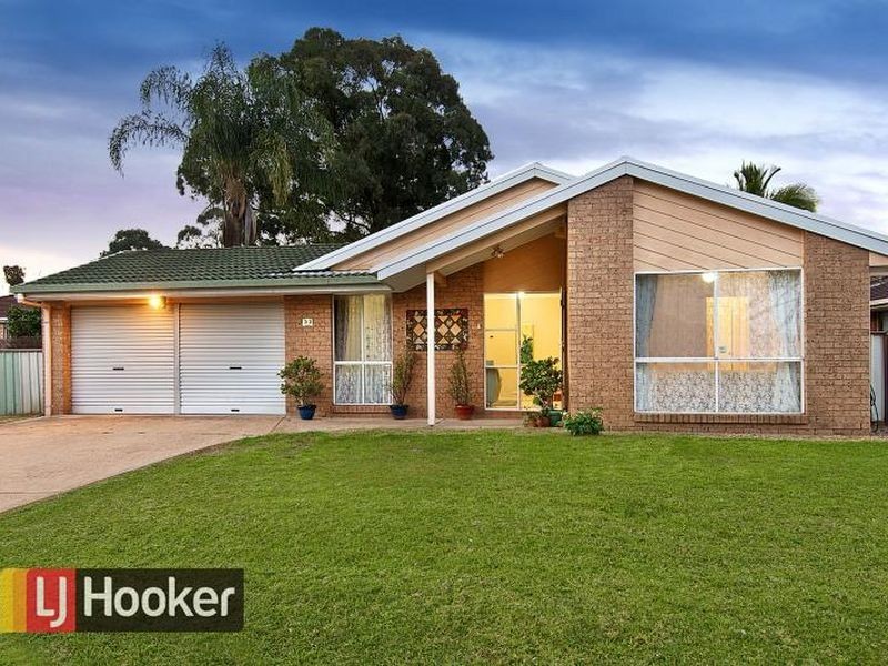 33 Barnier Drive, Quakers Hill NSW 2763