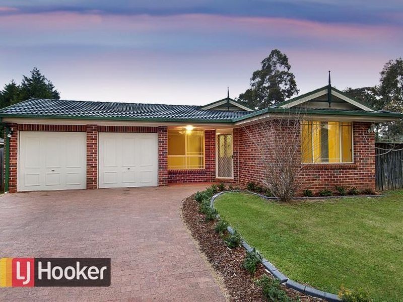 2 Blacksmith Close, Stanhope Gardens NSW 2768