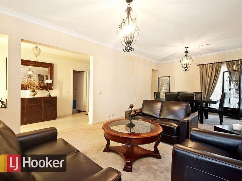 16 Deneden Avenue, Kellyville Ridge NSW 2155