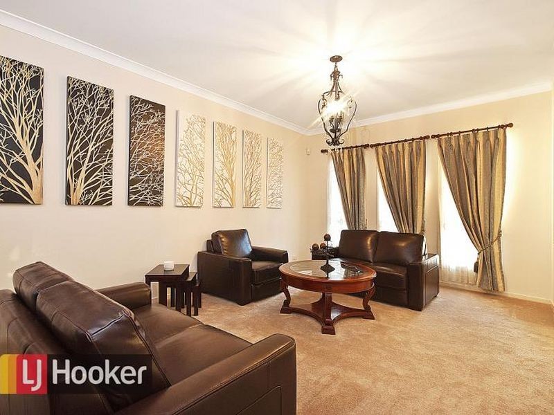 16 Deneden Avenue, Kellyville Ridge NSW 2155