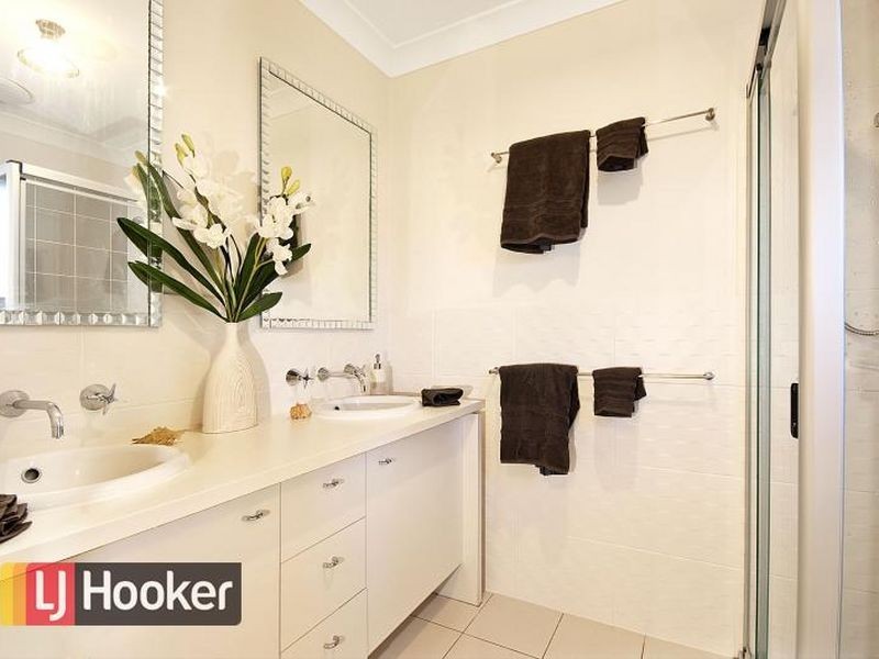 16 Deneden Avenue, Kellyville Ridge NSW 2155