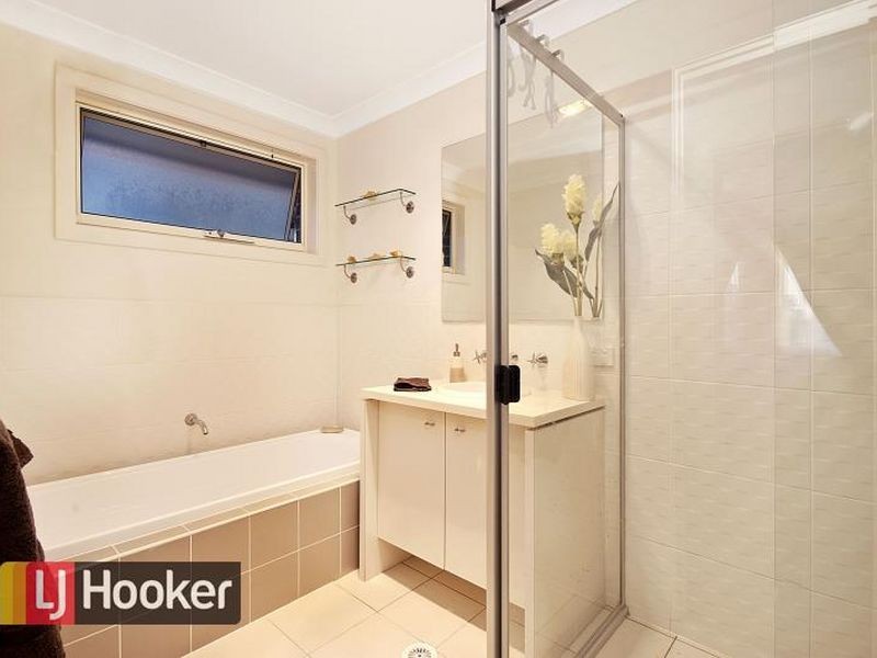 16 Deneden Avenue, Kellyville Ridge NSW 2155