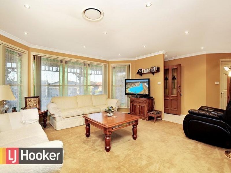 14 Rosewood Street, Parklea NSW 2768