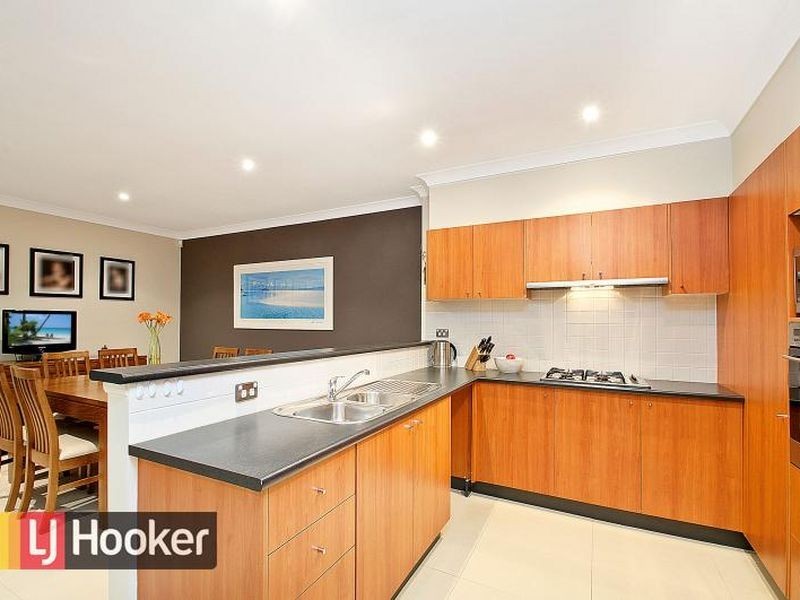 12 Kentwell Crescent, Stanhope Gardens NSW 2768