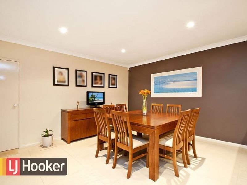 12 Kentwell Crescent, Stanhope Gardens NSW 2768