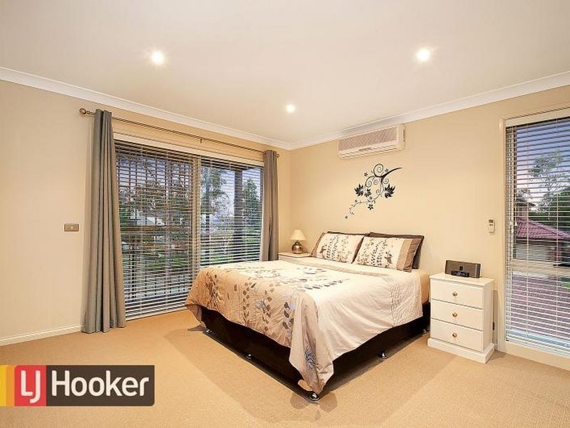 12 Kentwell Crescent, Stanhope Gardens NSW 2768