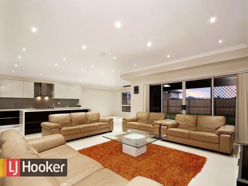 54 Waterfall Boulevard, The Ponds NSW 2769