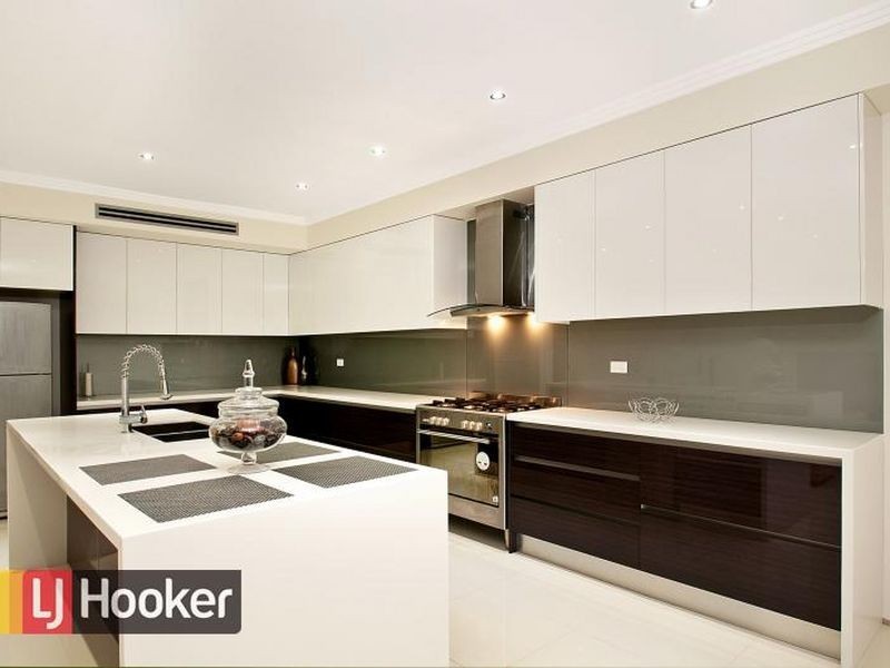 54 Waterfall Boulevard, The Ponds NSW 2769