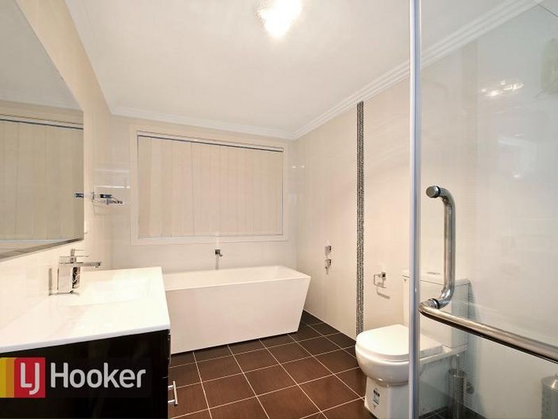 54 Waterfall Boulevard, The Ponds NSW 2769