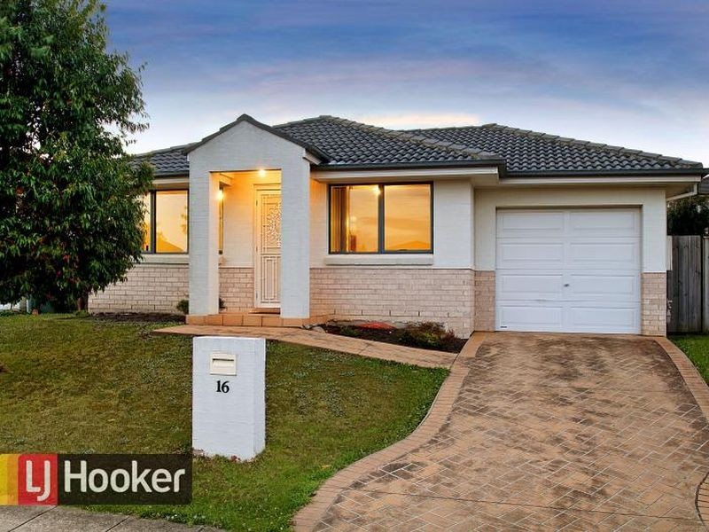 16 Aylsford Street, Stanhope Gardens NSW 2768