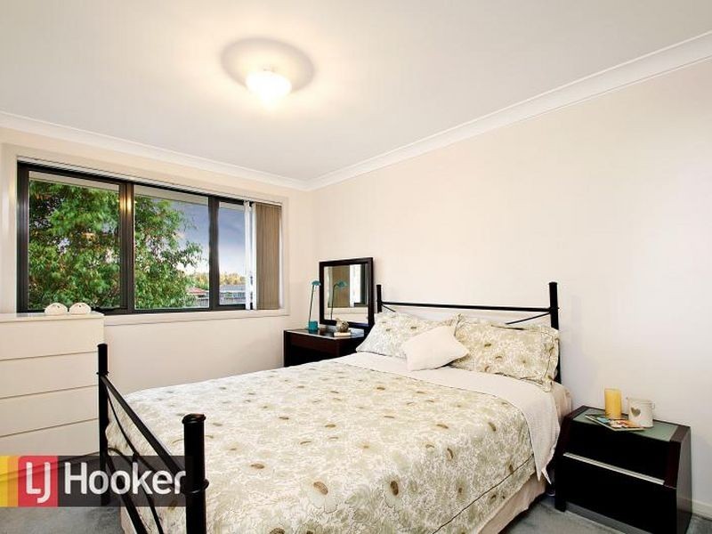 16 Aylsford Street, Stanhope Gardens NSW 2768