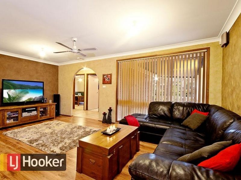 30 Zammit Avenue, Quakers Hill NSW 2763