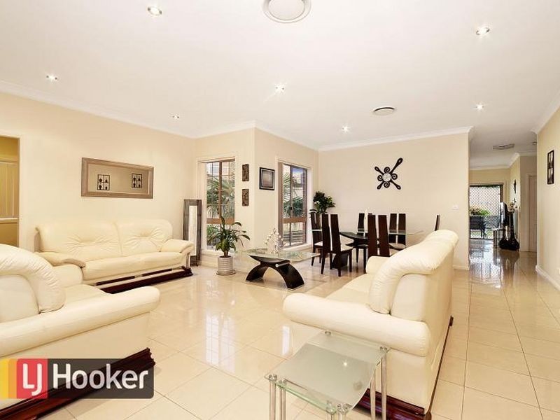 8 Beck Place, Kellyville Ridge NSW 2155