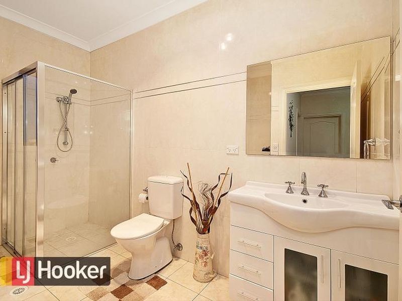 8 Beck Place, Kellyville Ridge NSW 2155