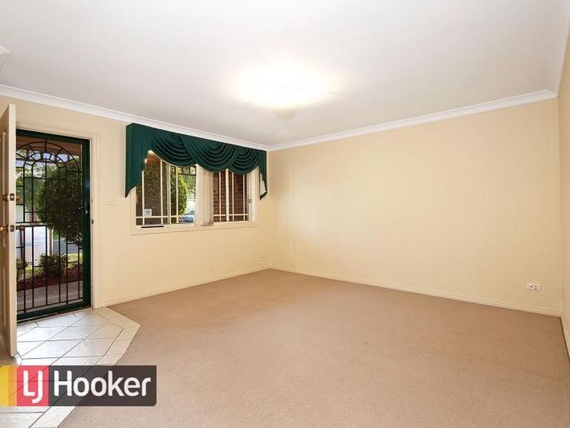 57 Thompson Crescent, Glenwood NSW 2768