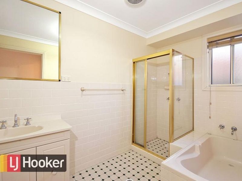 57 Thompson Crescent, Glenwood NSW 2768