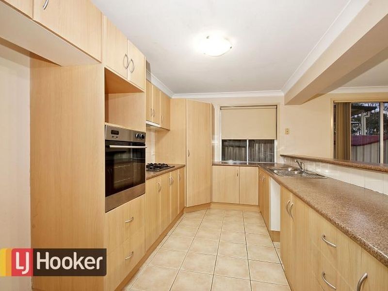 17 Bonaccordo Road, Quakers Hill NSW 2763