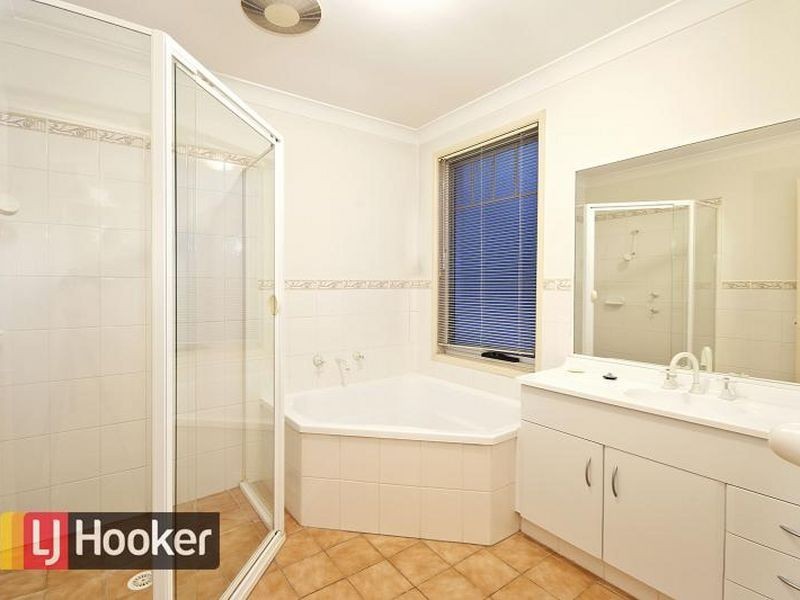 17 Bonaccordo Road, Quakers Hill NSW 2763