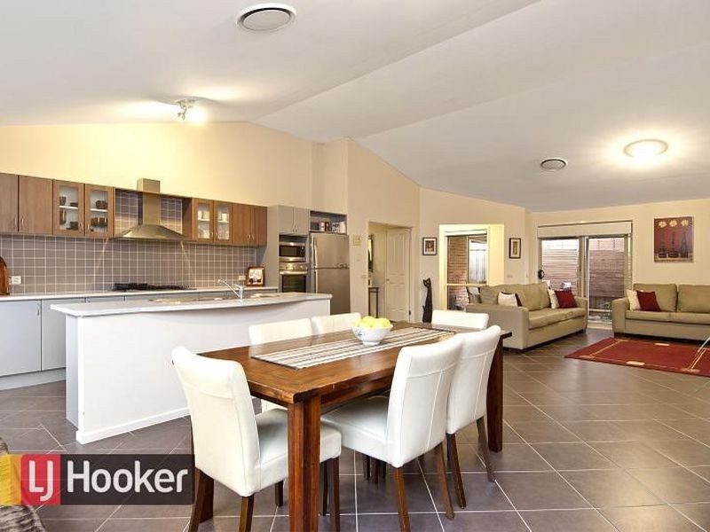 13 Rawson Street, Stanhope Gardens NSW 2768