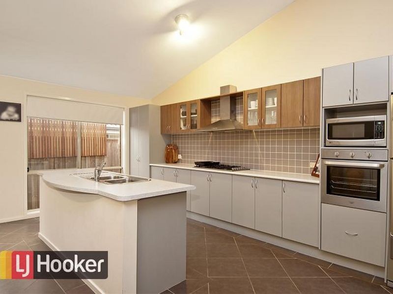 13 Rawson Street, Stanhope Gardens NSW 2768