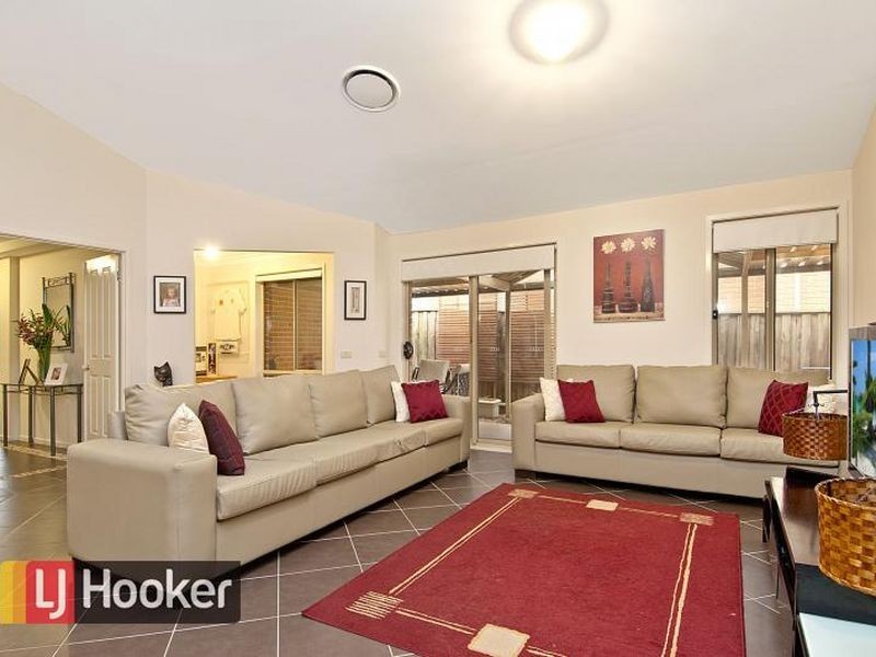 13 Rawson Street, Stanhope Gardens NSW 2768