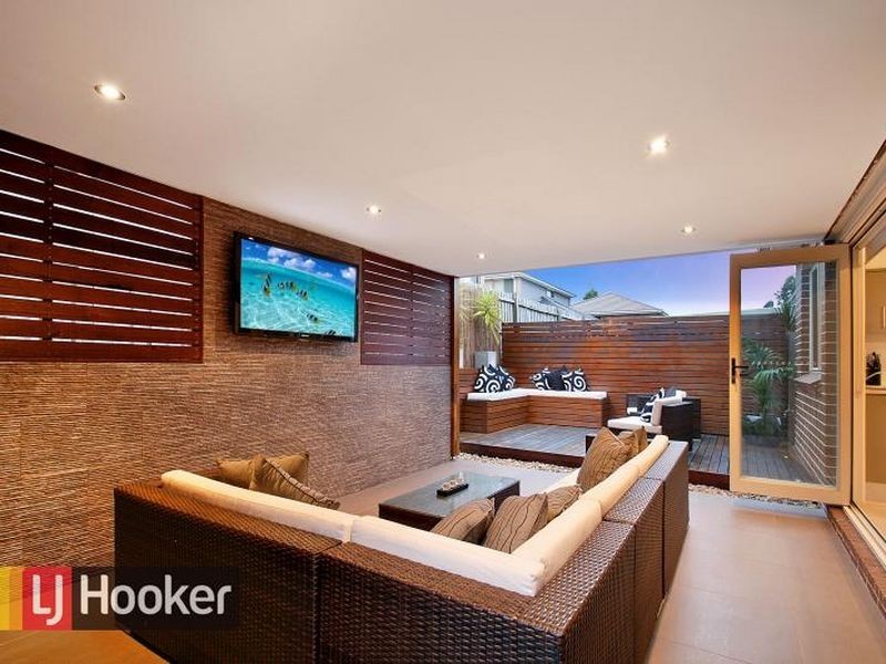 6 Dimitri Way, Stanhope Gardens NSW 2768