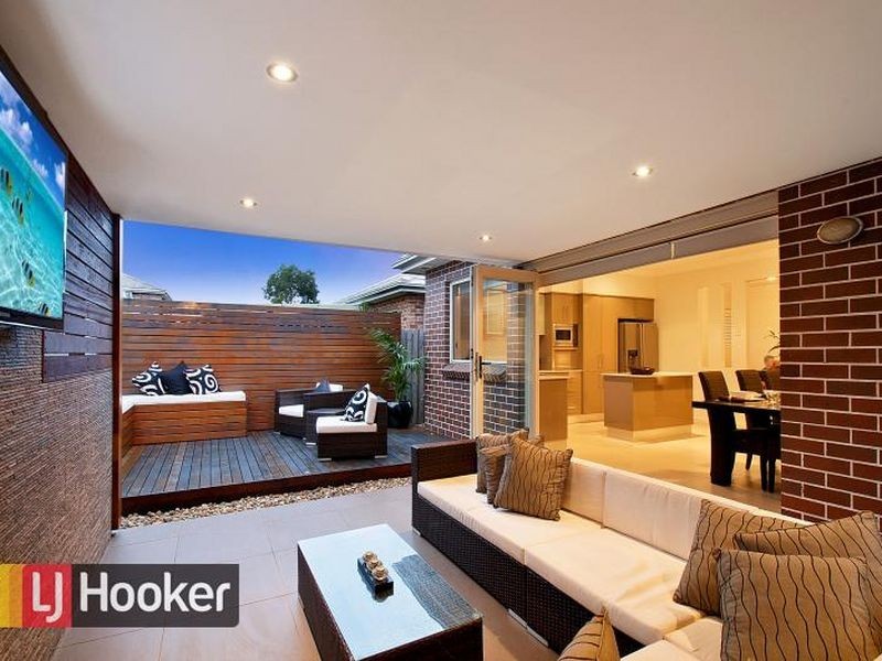 6 Dimitri Way, Stanhope Gardens NSW 2768