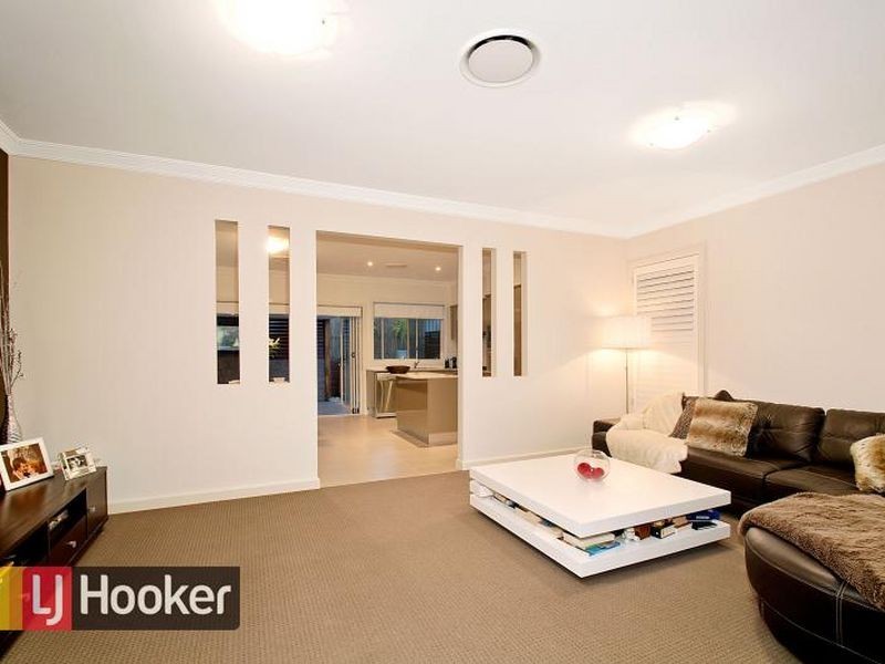 6 Dimitri Way, Stanhope Gardens NSW 2768