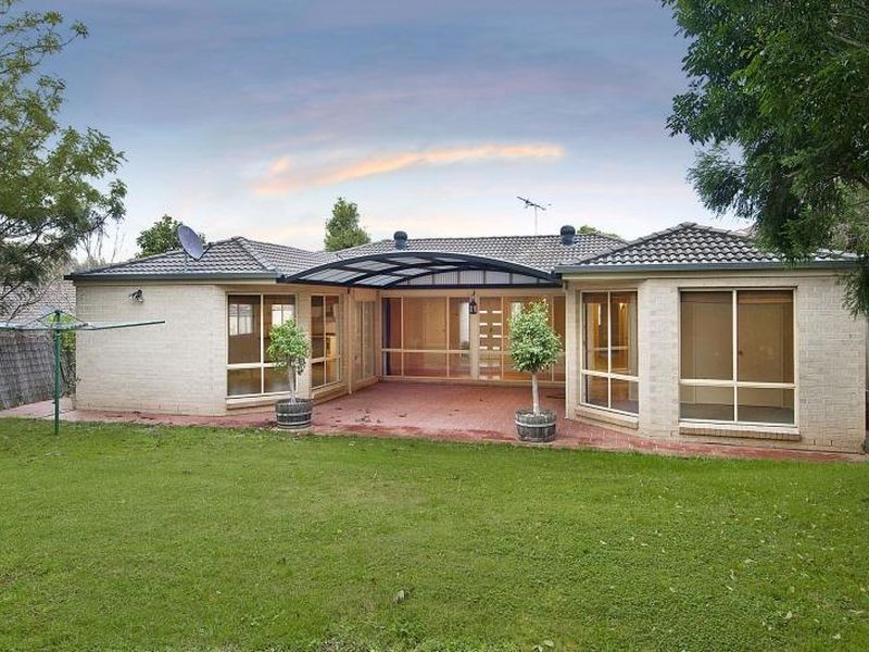 4 Aimee Street, Quakers Hill NSW 2763