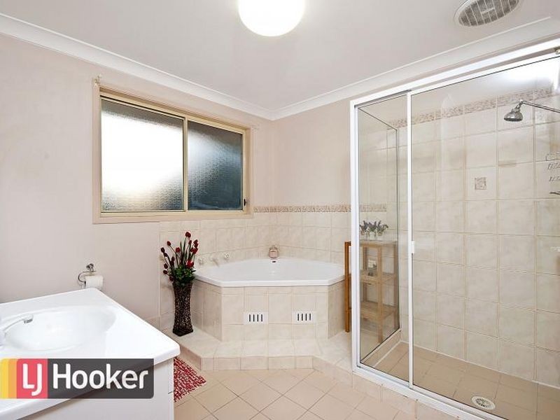 14 Hungerford Drive, Glenwood NSW 2768