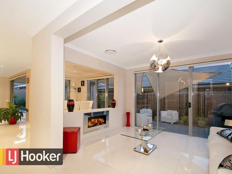 24 Tanunda Drive, The Ponds NSW 2769