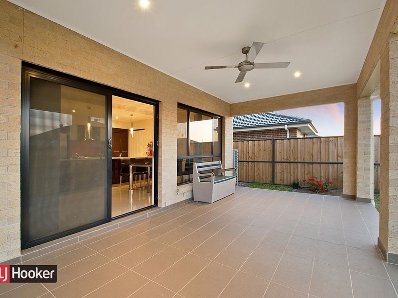42 Greenview  Parade, The Ponds NSW 2769