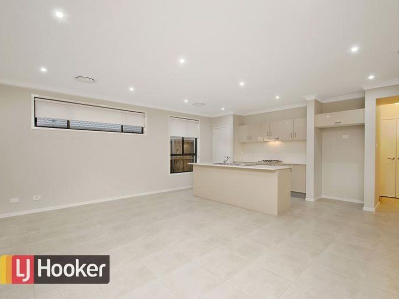 64 Angelwing Street, The Ponds NSW 2769