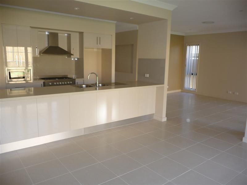 89 Ponytail Drive, Stanhope Gardens NSW 2768