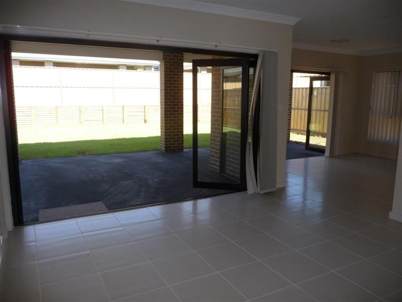 89 Ponytail Drive, Stanhope Gardens NSW 2768