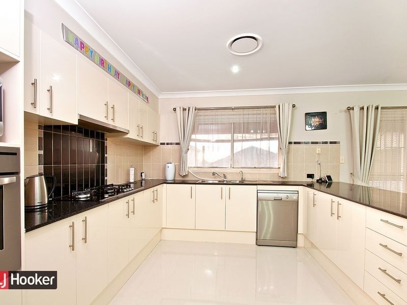 33 Hazelton Avenue, Kellyville Ridge NSW 2155
