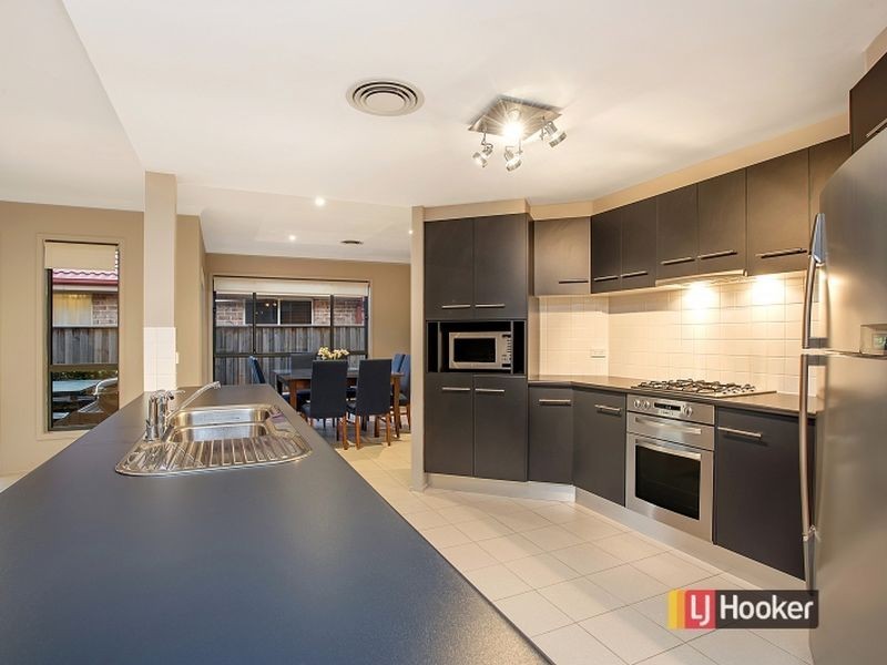 30 Kentwell Crescent, Stanhope Gardens NSW 2768