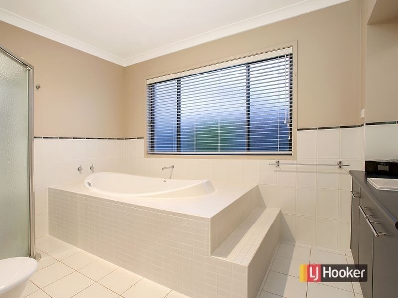 30 Kentwell Crescent, Stanhope Gardens NSW 2768