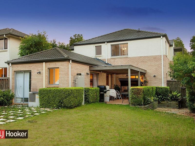 8 Rye Street, Stanhope Gardens NSW 2768