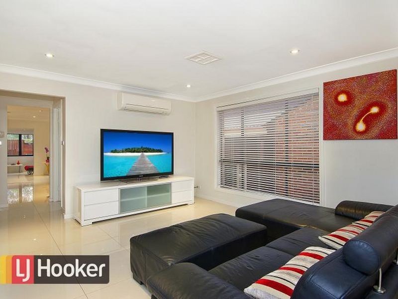 19 Mandarin Way, Glenwood NSW 2768